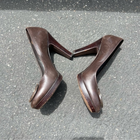 Tory Burch Betty Pump Brown Leather - Picture 8 of 13